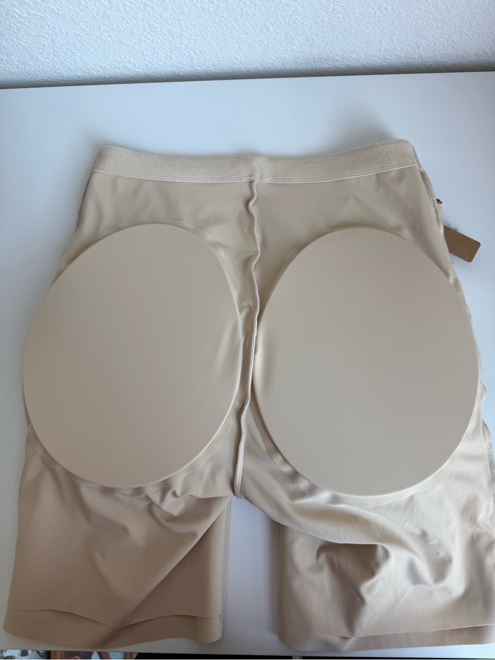 NWT SKIMS Butt Enhancing Padded High-Waist Smoothing Shaper Shorts-Sand -XS - Picture 10 of 14